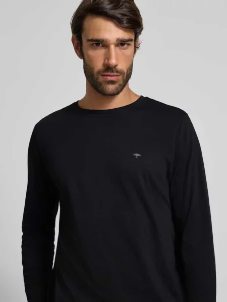 Sweter z dzianiny z detalem z logo Fynch-hatton czarny