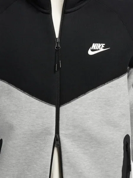 Hanorac cu glugă Nike din jerseu gri