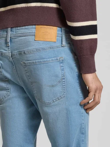 Jeansy o kroju straight fit z 5 model ‘Glenn’ Jack & Jones