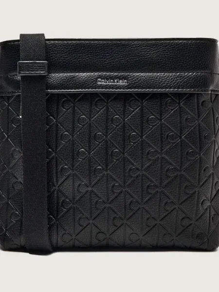 Geantă Calvin Klein Emblem Aop Emboss Flatpack Black Universal negru