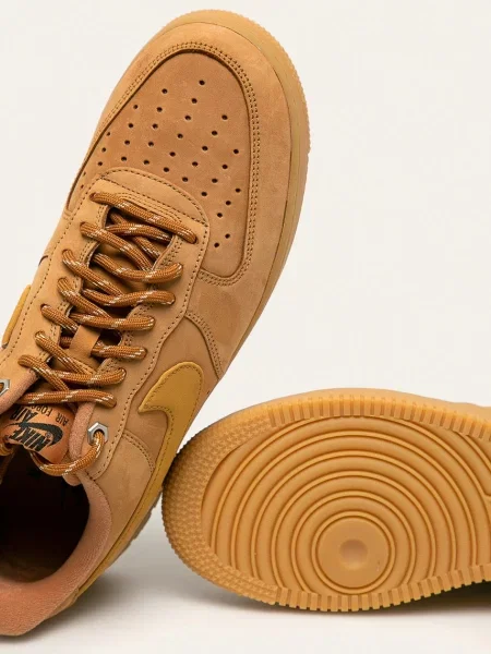 Шкіряні кросівки Nike Sportswear