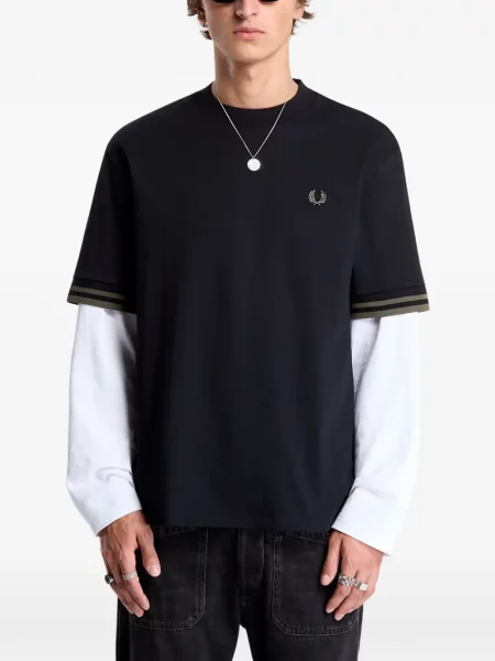 Tricou Fred Perry cu decolteu rotund negru