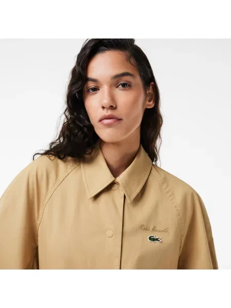 Lacoste Oversizowa Kurtka Z Haftem Na Piersi brązowa