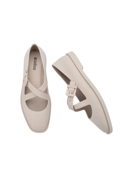 Pantofi Melissa bej