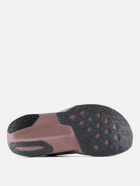Кроссовки New Balance FuelCell коричневые
