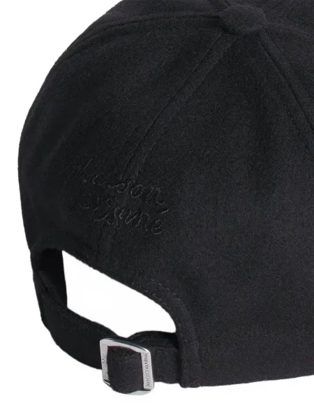 Căciulă Maison Kitsune cu imagine negru