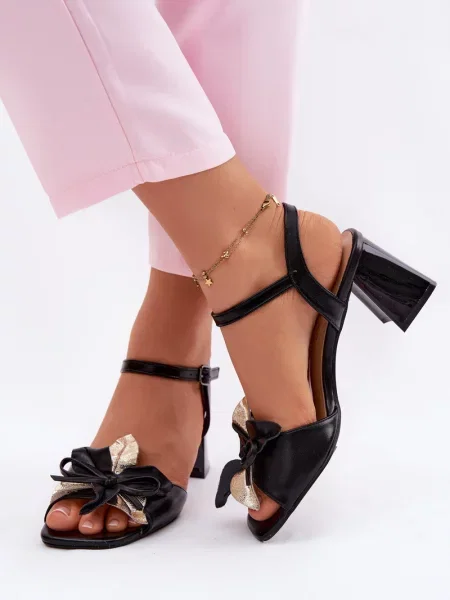 Sandali Vinceza črna