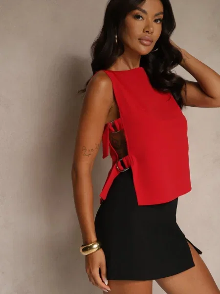 Bluzka z Wiskozą Ozdobiona Klamrami Saviolaire czerwona