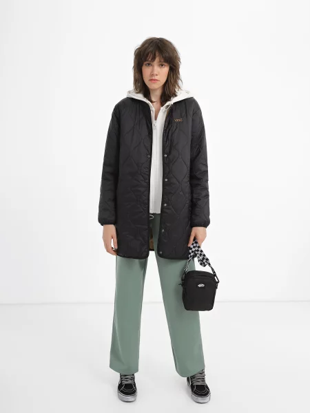 Демисезонная куртка Vans без косточек черная