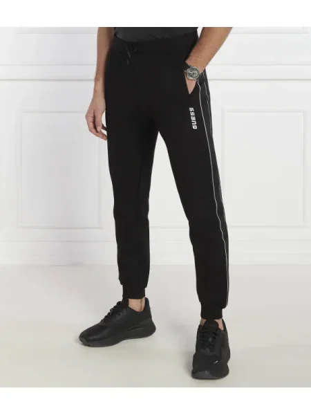 GUESS ACTIVE Jogger nadrág fekete
