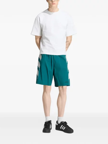 Pantaloni scurți Adidas verde