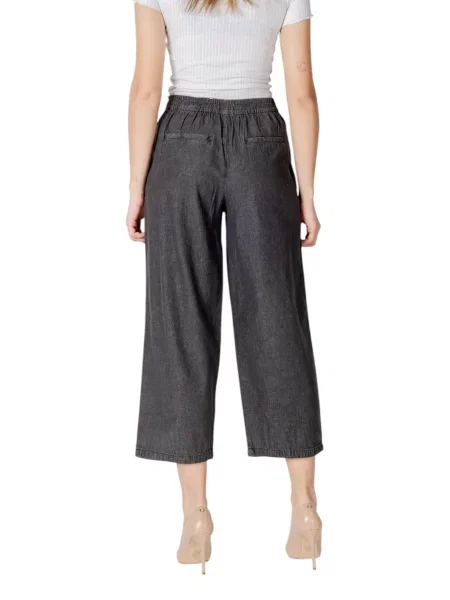 Pantaloni Ichi negru