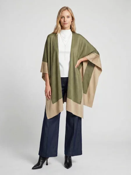 Poncho Lauren Ralph Lauren