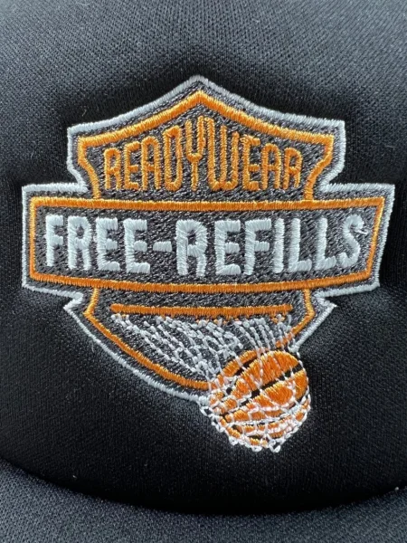Șapcă Free Refills cu broderie negru