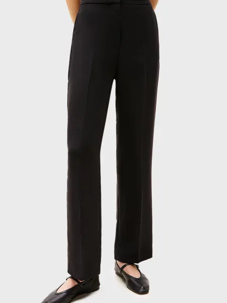 Штани Tommy Hilfiger з крепу чорні