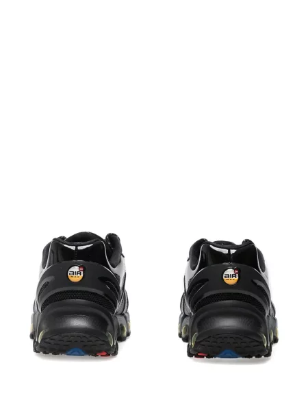 Sneakerși Nike Vomero roșu