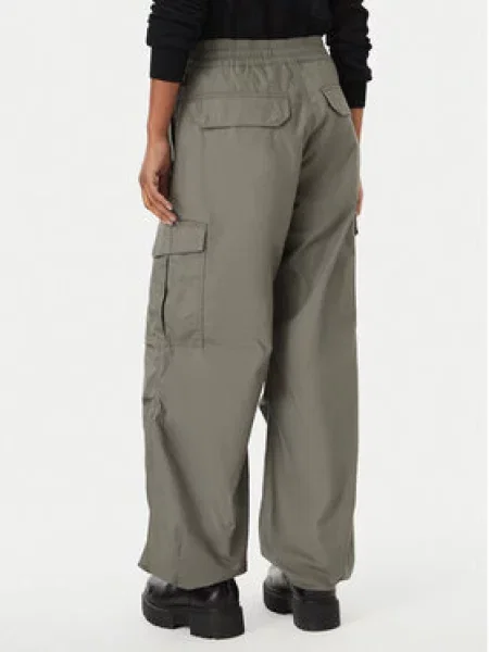 G-Star Raw Hlače iz tkanine zelena