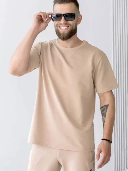 Футболка бежева