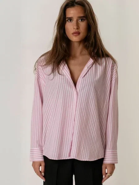 ITS MAY Tricou Celeste roz