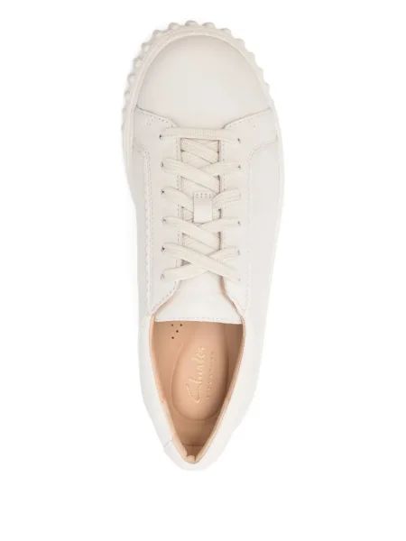 Sneakerși Clarks cu șireturi cu platformă din dantelă alb