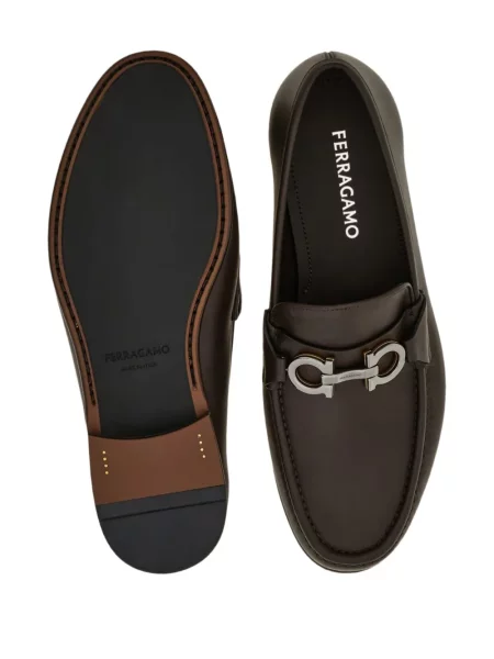 Pantofi loafer Ferragamo cu cataramă maro