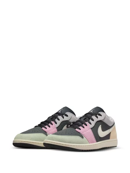 Sneakers Jordan με κορδόνια με δαντέλα μαύρο