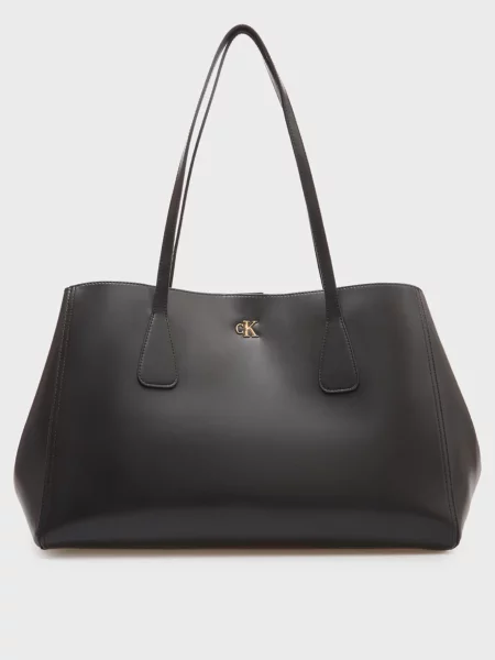 Щелчок сумочка Calvin Klein черная