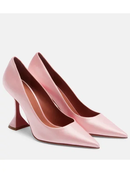 Satenaste salonarji Amina Muaddi roza