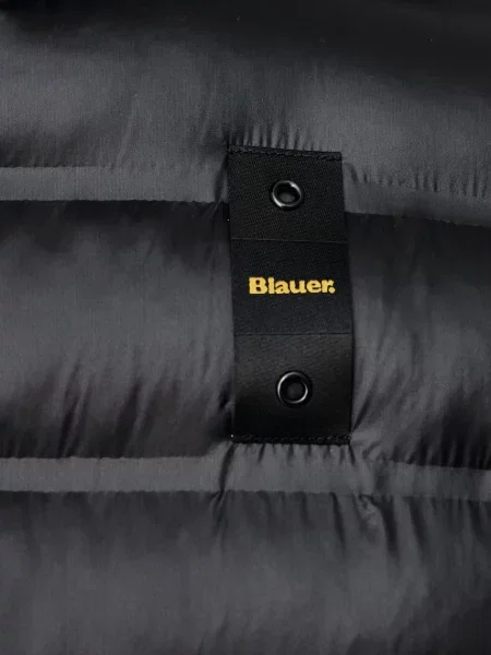 Blauer стьобана куртка
