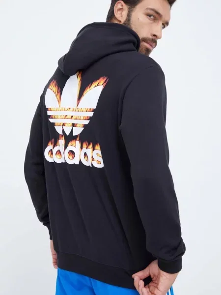 Mikina adidas Originals s kapucí s potiskem černá