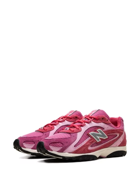 Sneakerși New Balance din piele de căprioară roz