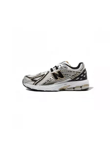 Női New Balance cipők fekete