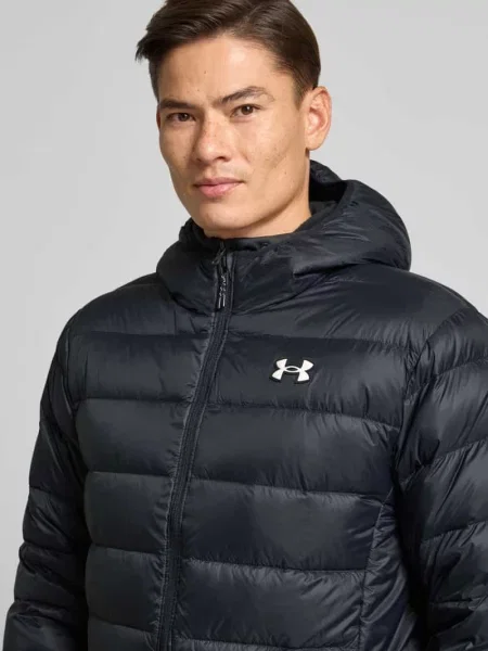 Kurtka pikowana z logo Under Armour czarna