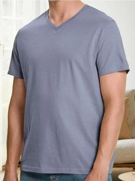 Sinsay Koszulka basic z dekoltem w serek fioletowy