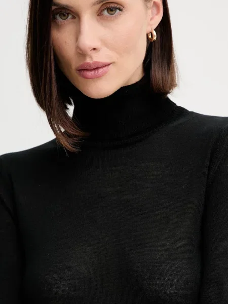 Вовняний светр Simona Corsellini легкий гольф чорний