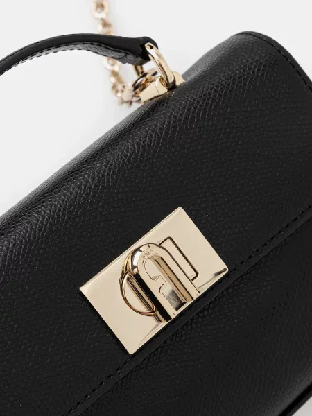 Шкіряна сумочка Furla чорний