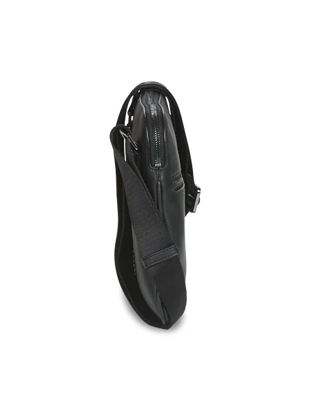 Geantă crossbody Armani Exchange negru