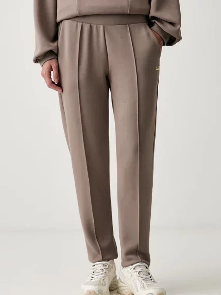 Emporio Armani dres brązowy
