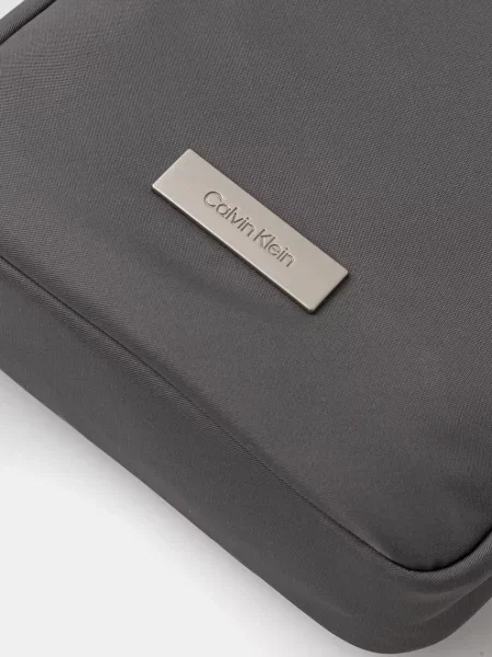 Calvin Klein Válltáska szürke