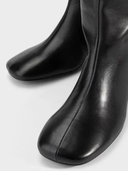 Vagabond Shoemakers női bőr csizma LIVIA fekete