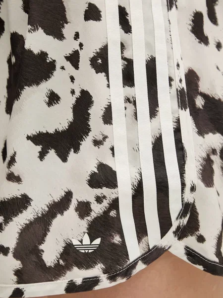 Шорти adidas Originals Stn C Shorts