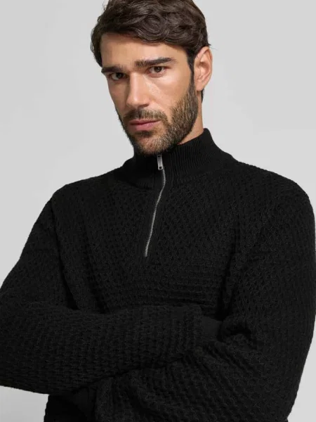 Bluza o kroju regular fit z kołnierzem i prążkowanymi wykończeniami Mcneal czarna