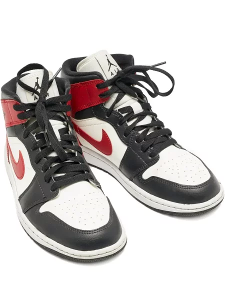Sneakerși Jordan Air Jordan 1 din piele alb