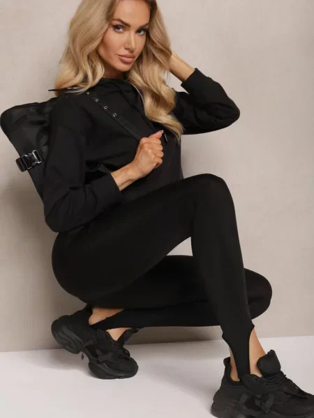 Casualowe Legginsy High Waist Zakończone Antypoślizgową Gumką Zakładaną na Piętę Elanielle czarne
