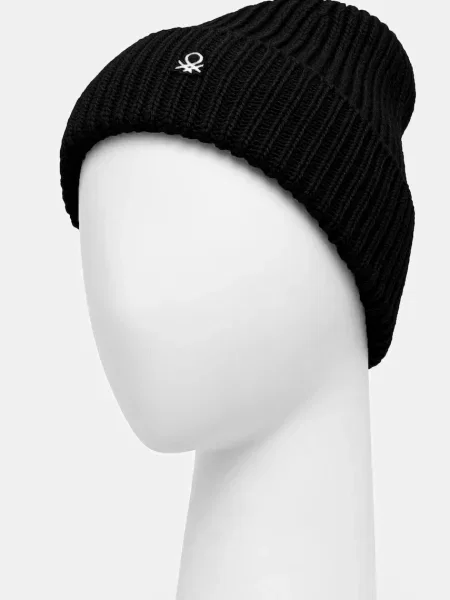 Шерстяная шапка United Colors Of Benetton черная