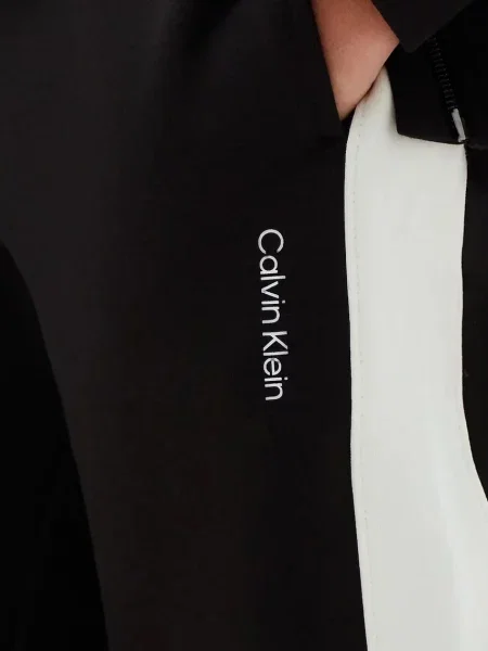Calvin Klein Jeans спортен комплект анцуг за деца с черно