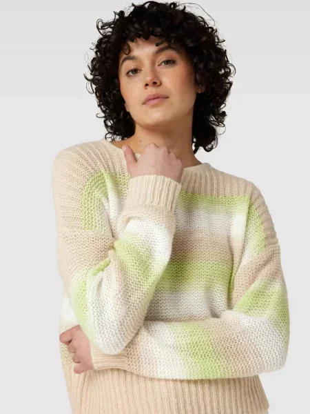 Sweter o luźnym kroju z dzianiny z dodatkiem wełny model ‘Pradient’ Opus