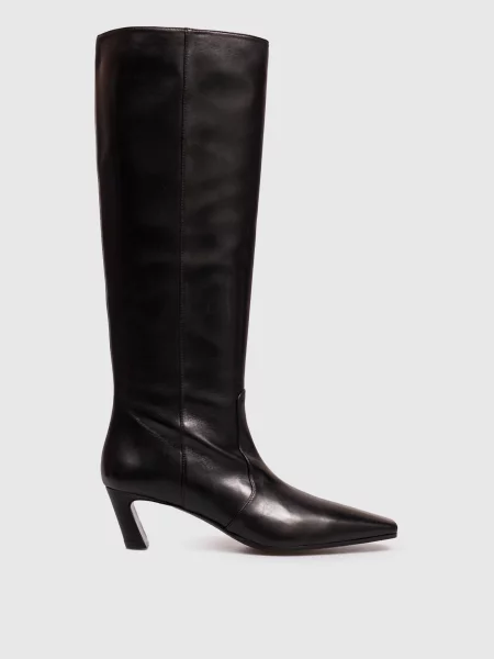 Кожаные сапоги Stuart Weitzman черные