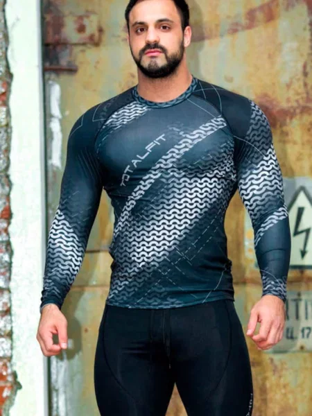 Футболка Totalfit