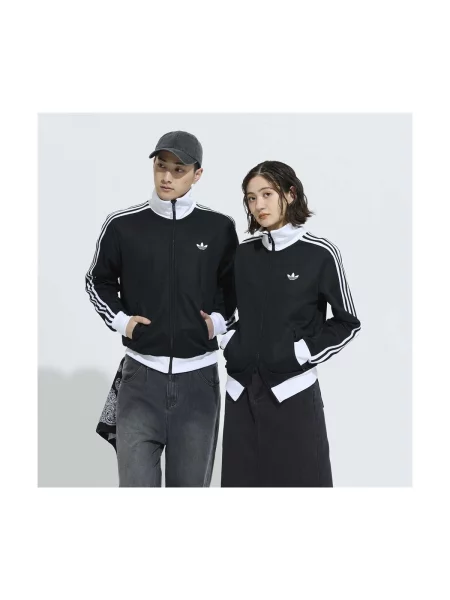 Ruha Adidas fekete